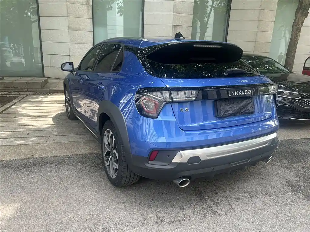 Lynk & Co 02 2019 1.5T DCT 2WD Shine Pro Edition China VI фото 4