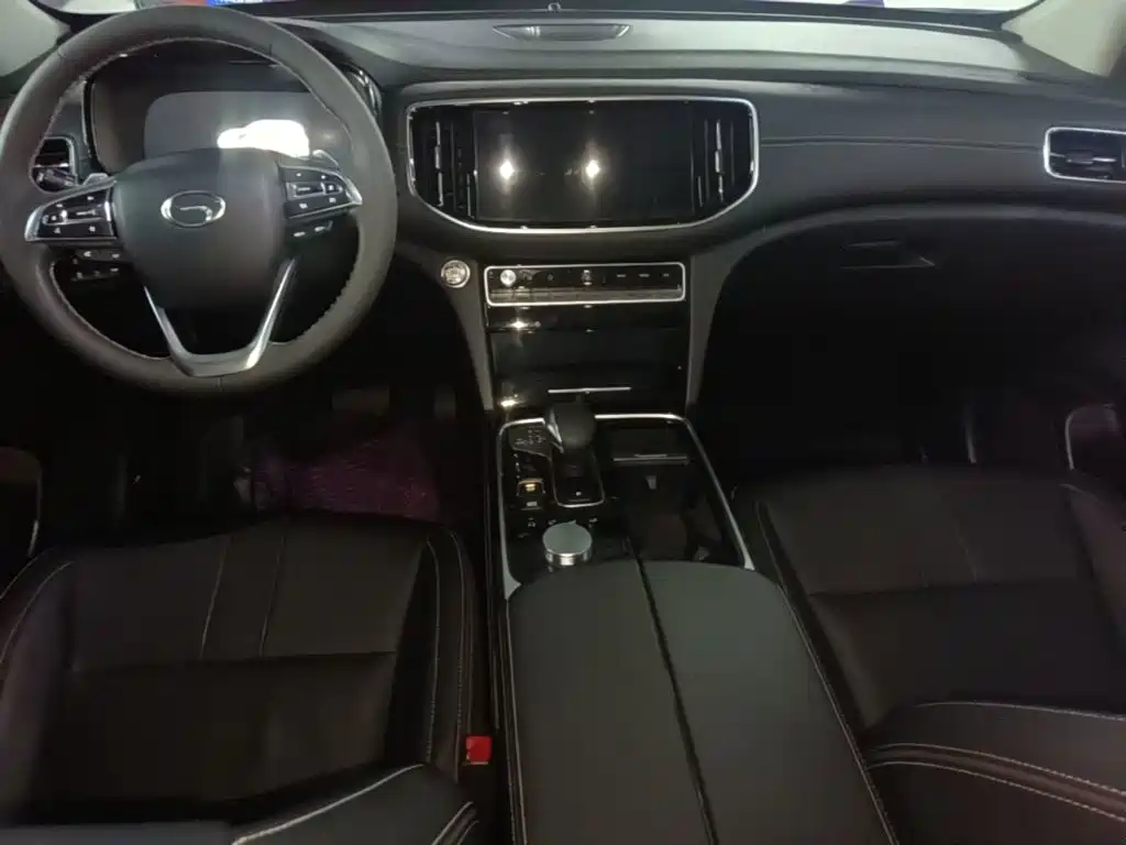 Фото 10 - GAC Trumpchi GS8