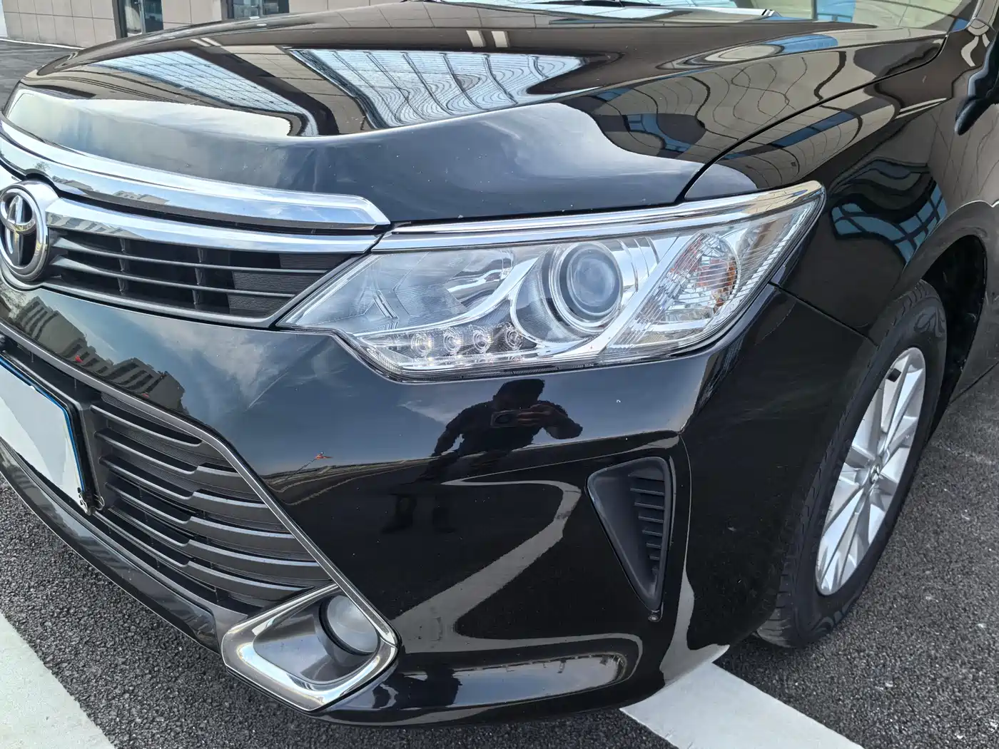 Toyota Camry 2015 2.0G Leading Edition фото 17
