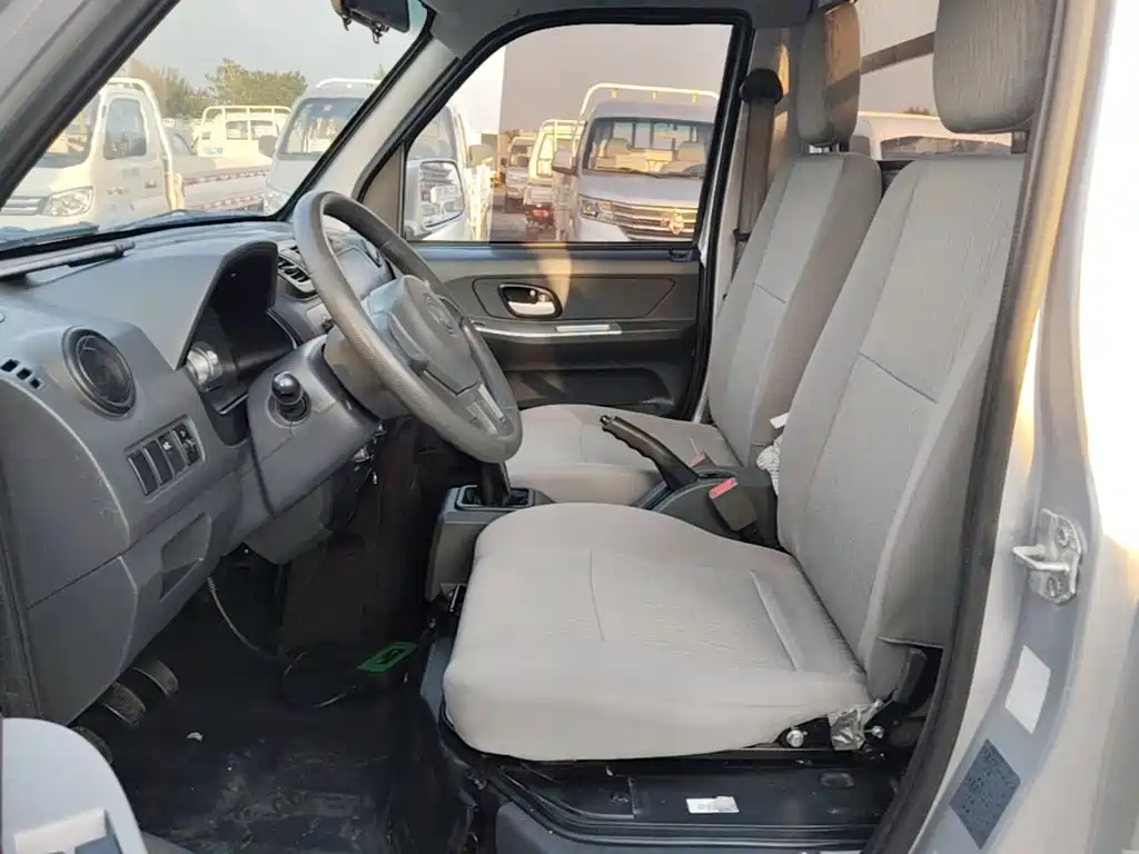 Dongfeng Xiaokang DFSK C31 2019 2019 1.5L Standard China VI DK15