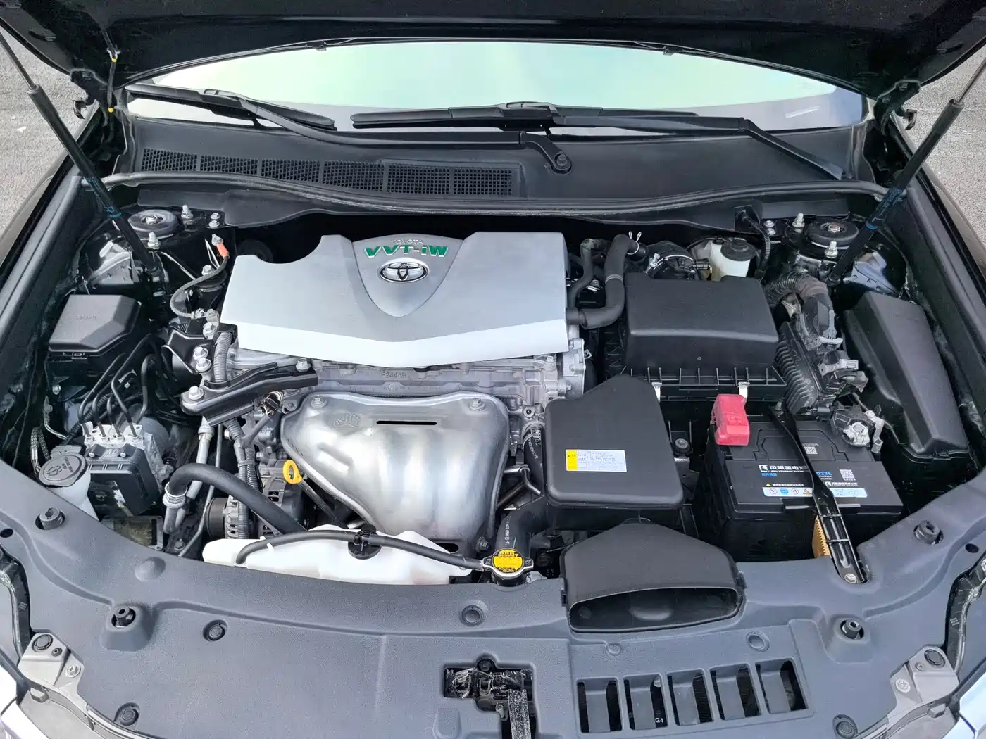 Toyota Camry 2015 2.0G Leading Edition фото 19