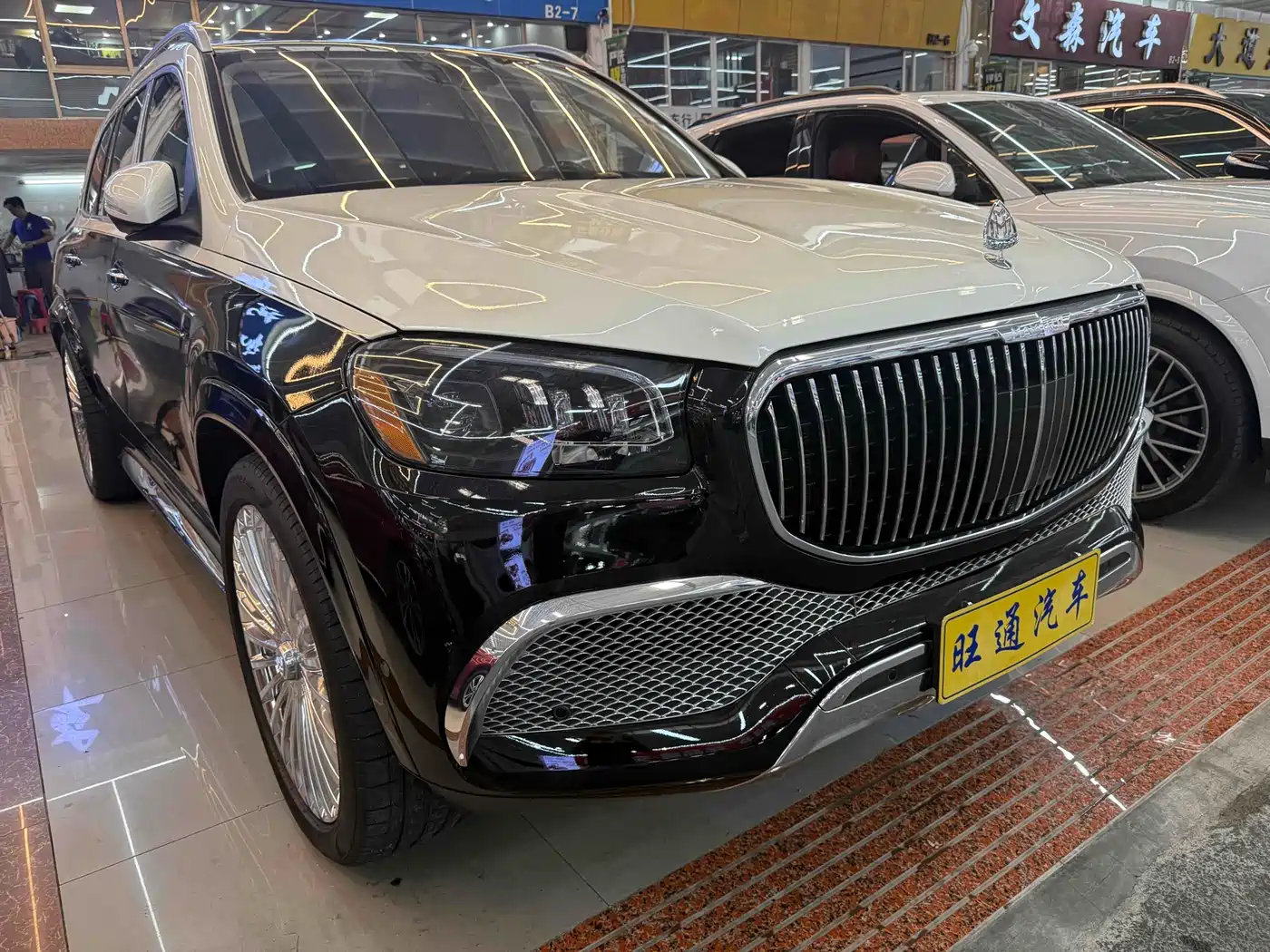 Mercedes-Benz Maybach GLS 2021 GLS 600 4MATIC Etiquette Edition фото 3