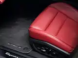 صورة 13 - Porsche Taycan