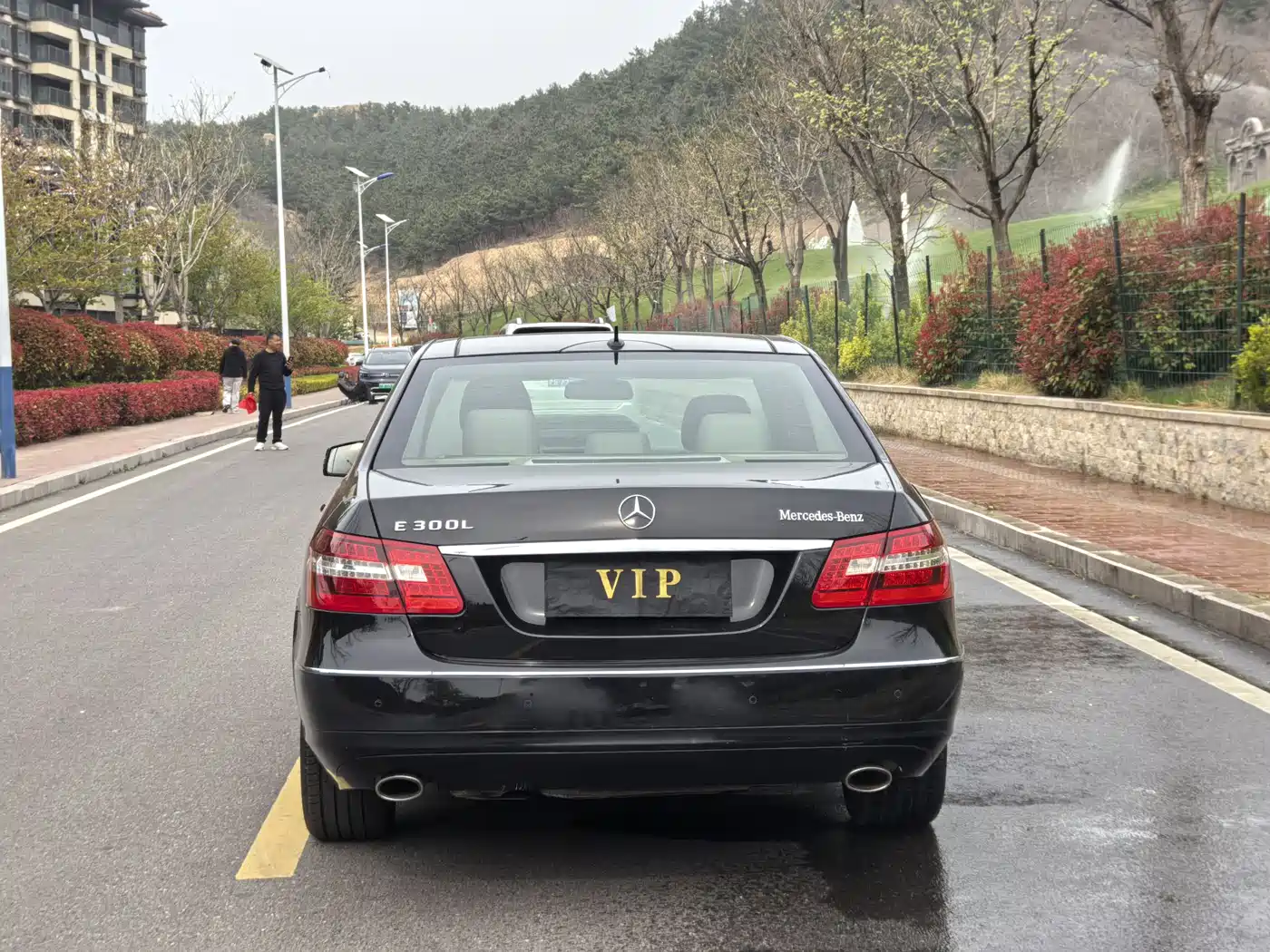 Mercedes-Benz E-Class (Import) 2009 Model E 300 Fashion Version фото 5