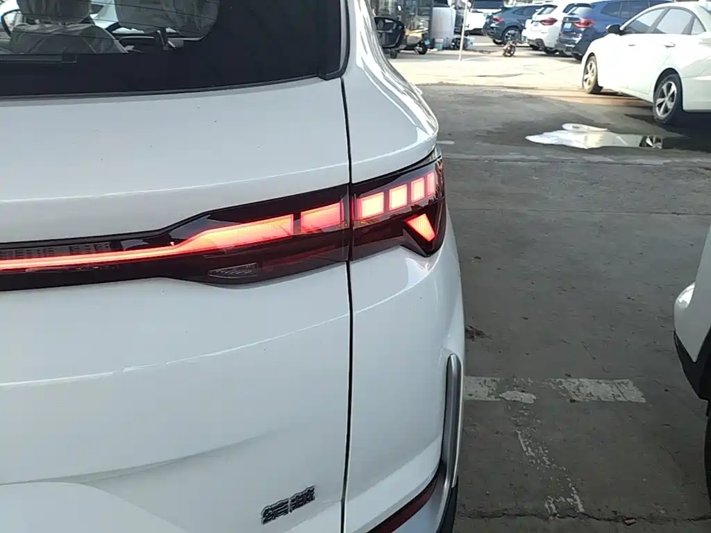 Geely Binyue 2026 2025 BinYue L 1.5TD DCT Beyond Edition
