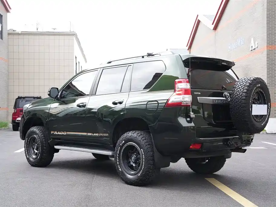 Toyota Prado 2016 3.5L Auto TX-L фото 35