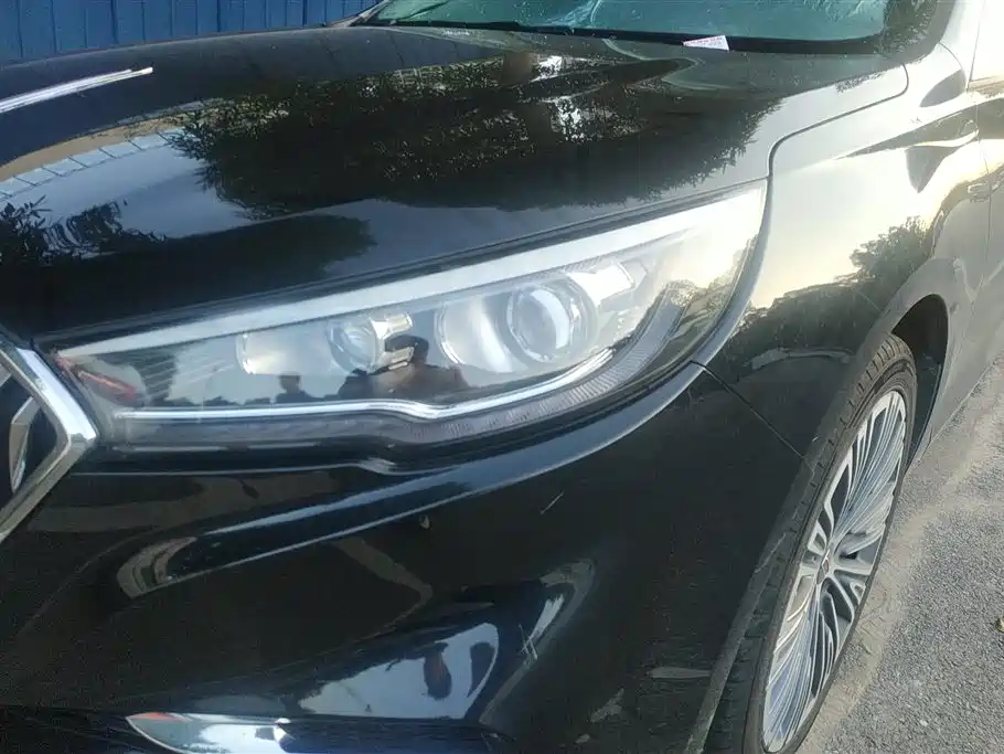Hongqi H5 2022 Classic 1.5T DCT Flag Rhythm Edition фото 5