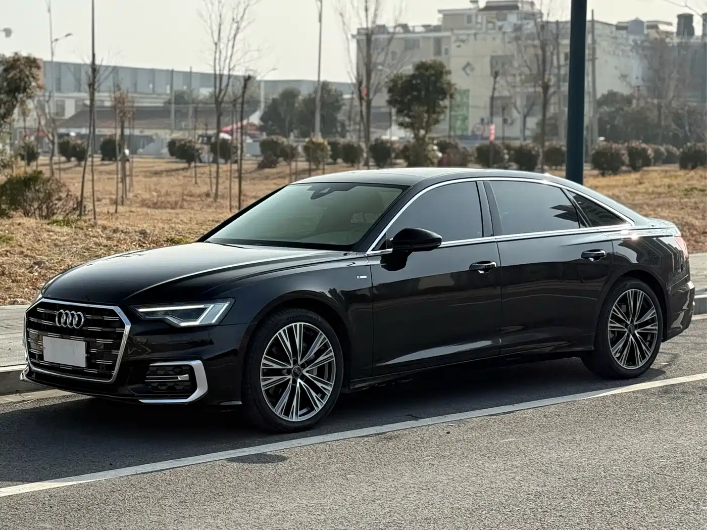Audi A6L 2023 Facelift 40 TFSI Luxury Dynamic