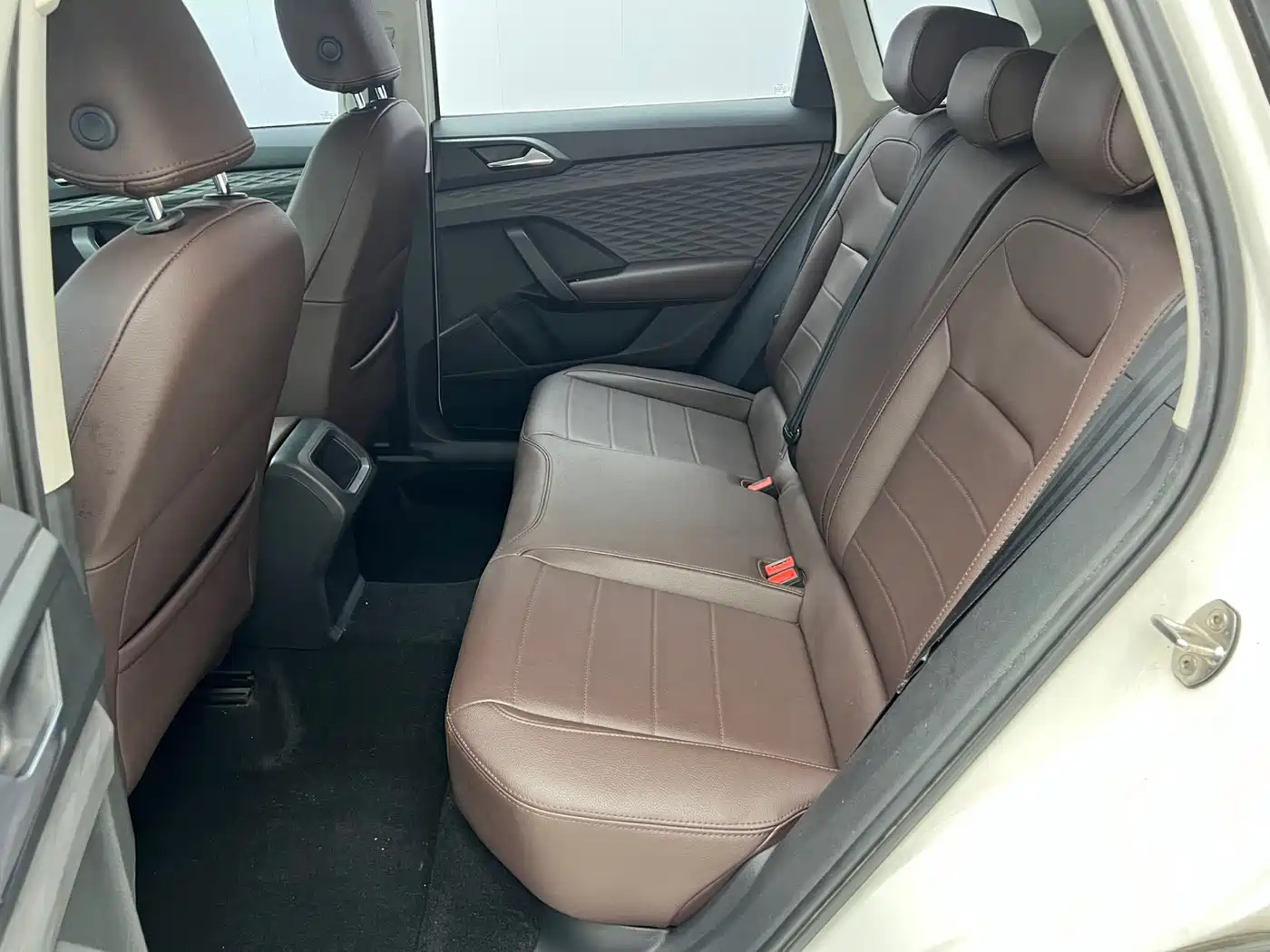 VOLKSWAGEN TUYUE