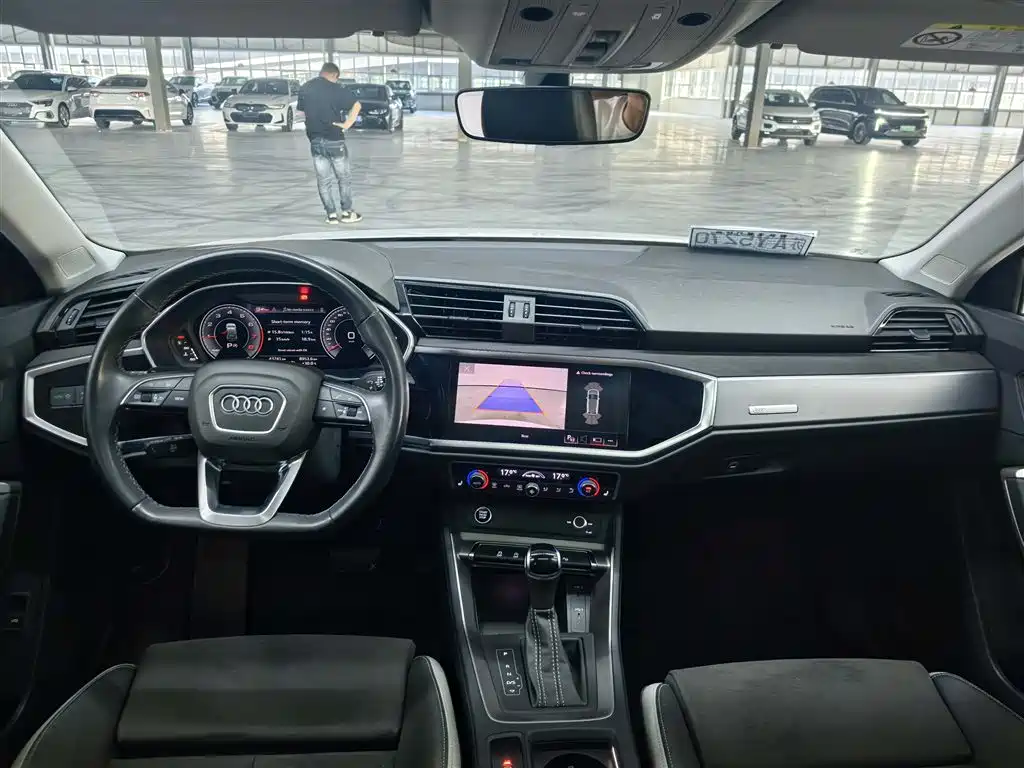 Audi Q3 2022 35 TFSI Fashion Dynamic фото 13