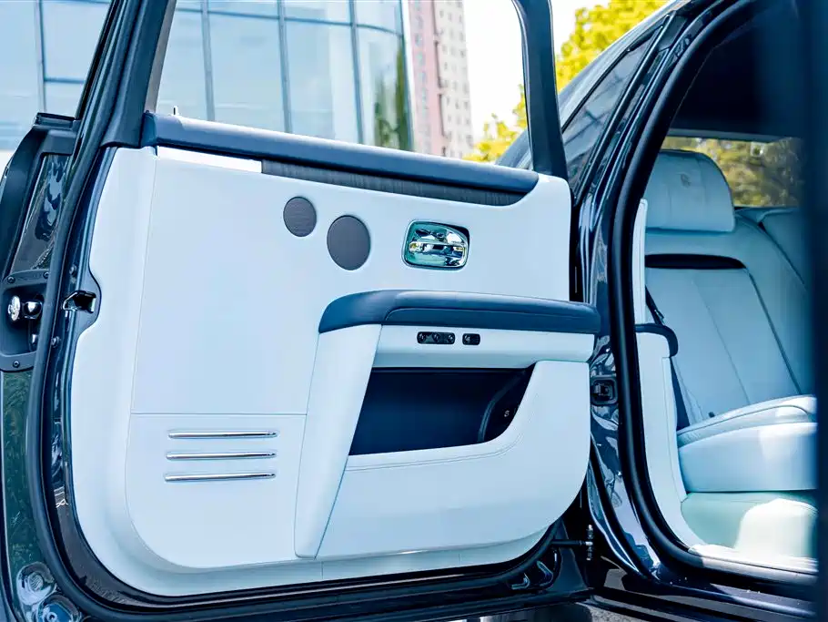 Rolls-Royce Ghost 2021 6.7T Long Wheelbase фото 25