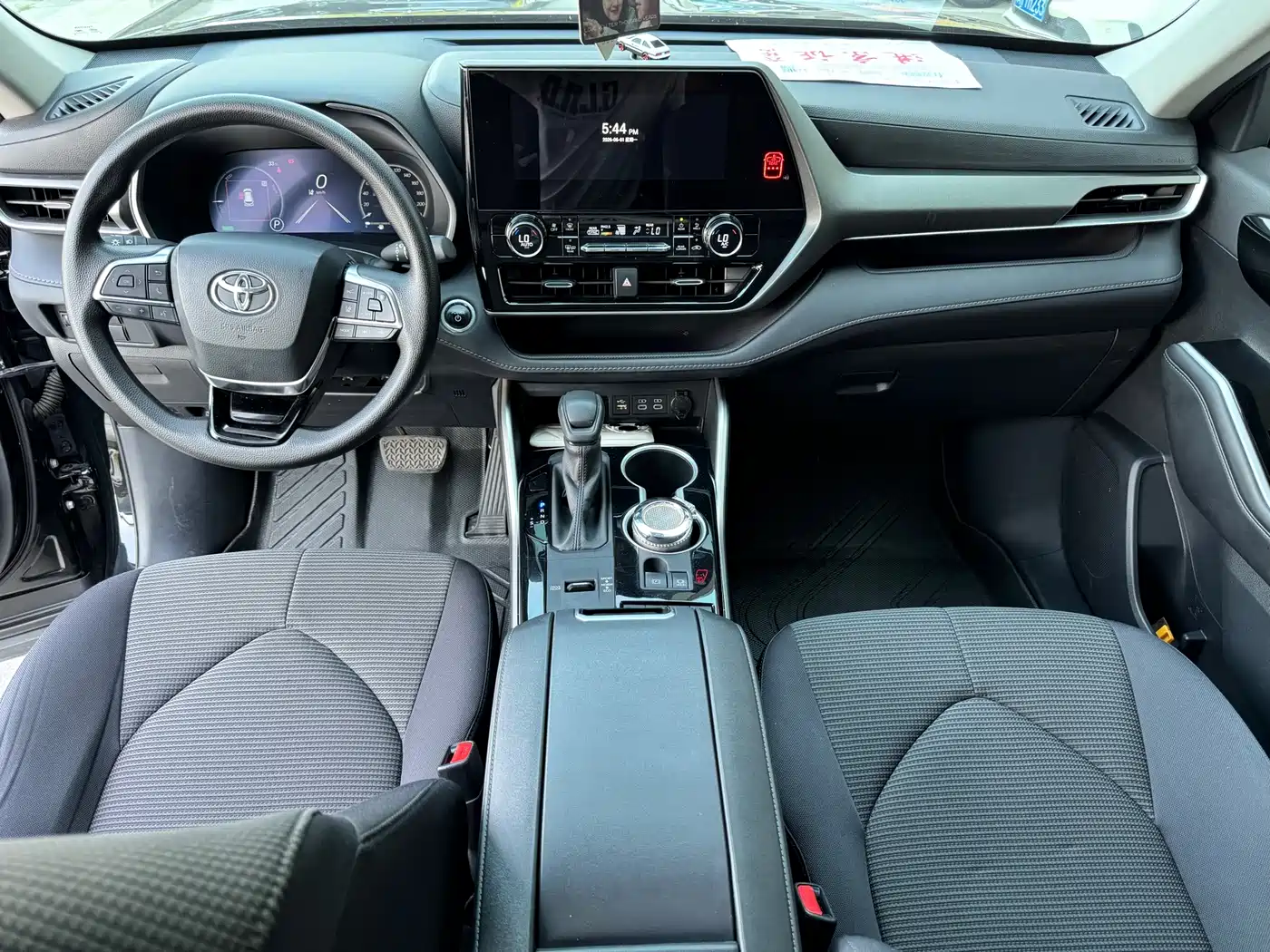 Toyota Highlander 2024 2.5L Smart Hybrid 2WD Elite 5-seater фото 6