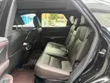 Photo 5 - Lexus RX