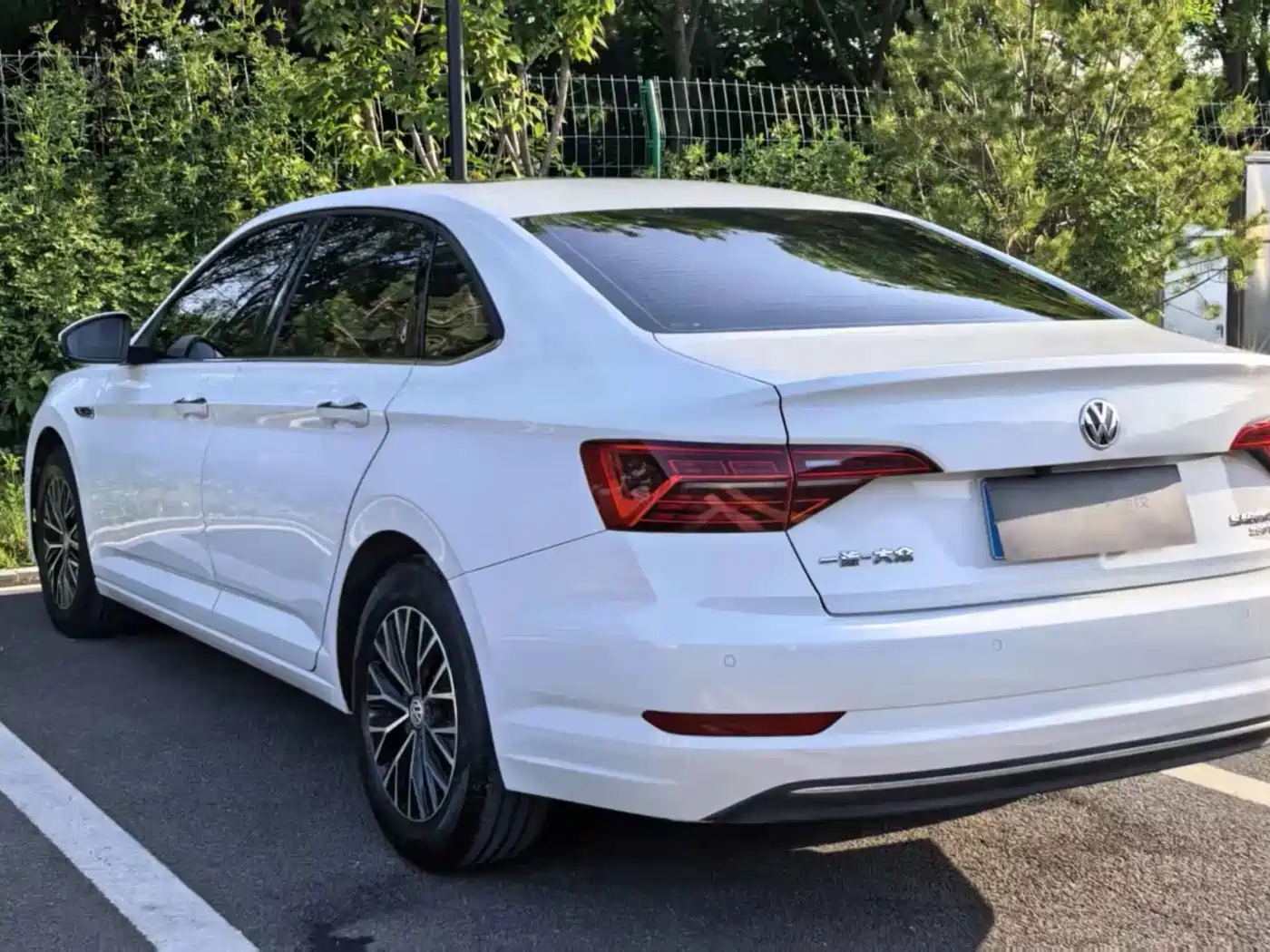Volkswagen Sagitar 2019 280TSI DSG Luxury Edition China VI фото 4