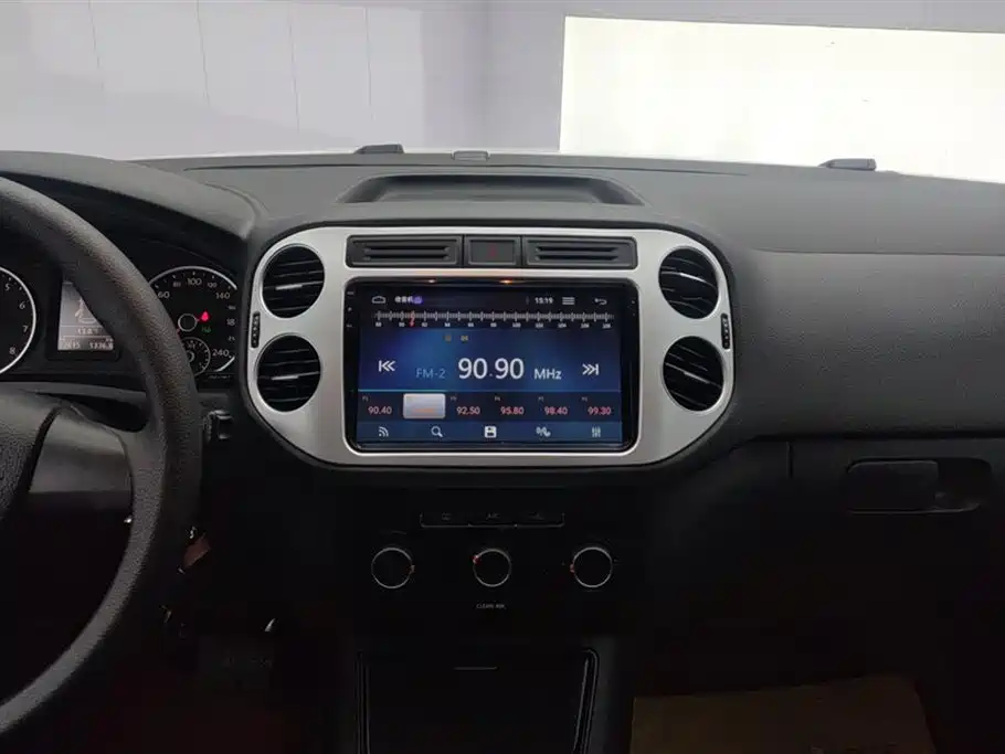 Volkswagen Tiguan 2017 300TSI Automatic 2WD Silk Road Fashion Edition фото 13