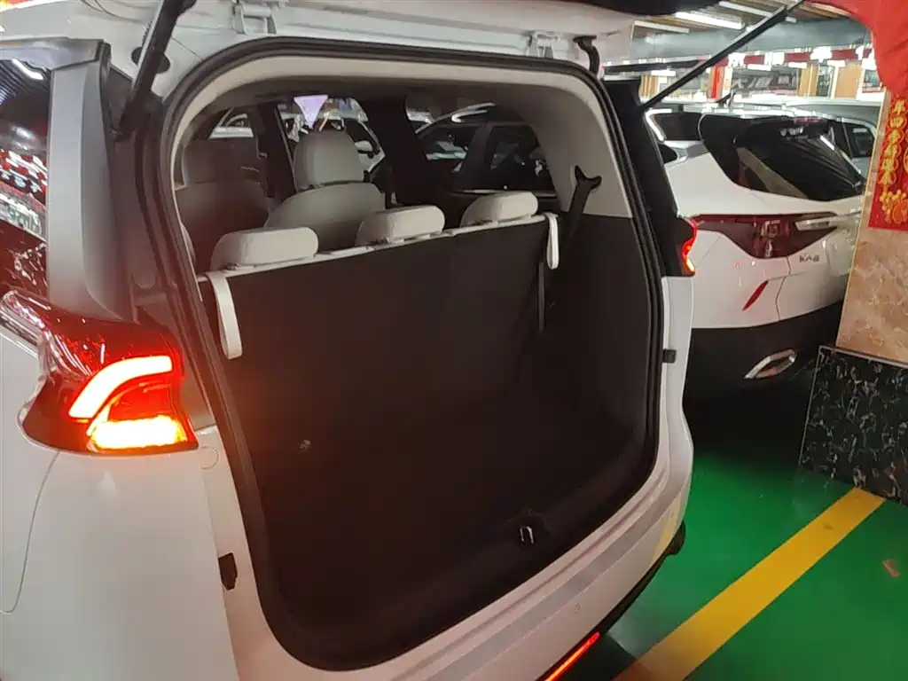 SAIC Maxus Maxus G50 2023 Model 1.5T Manual Joyride A фото 19