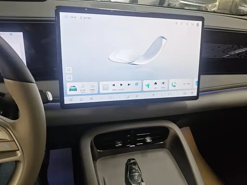 BYD Sealion 06 New Energy 2025 DM-i 170 Pilot Plus Edition фото 13