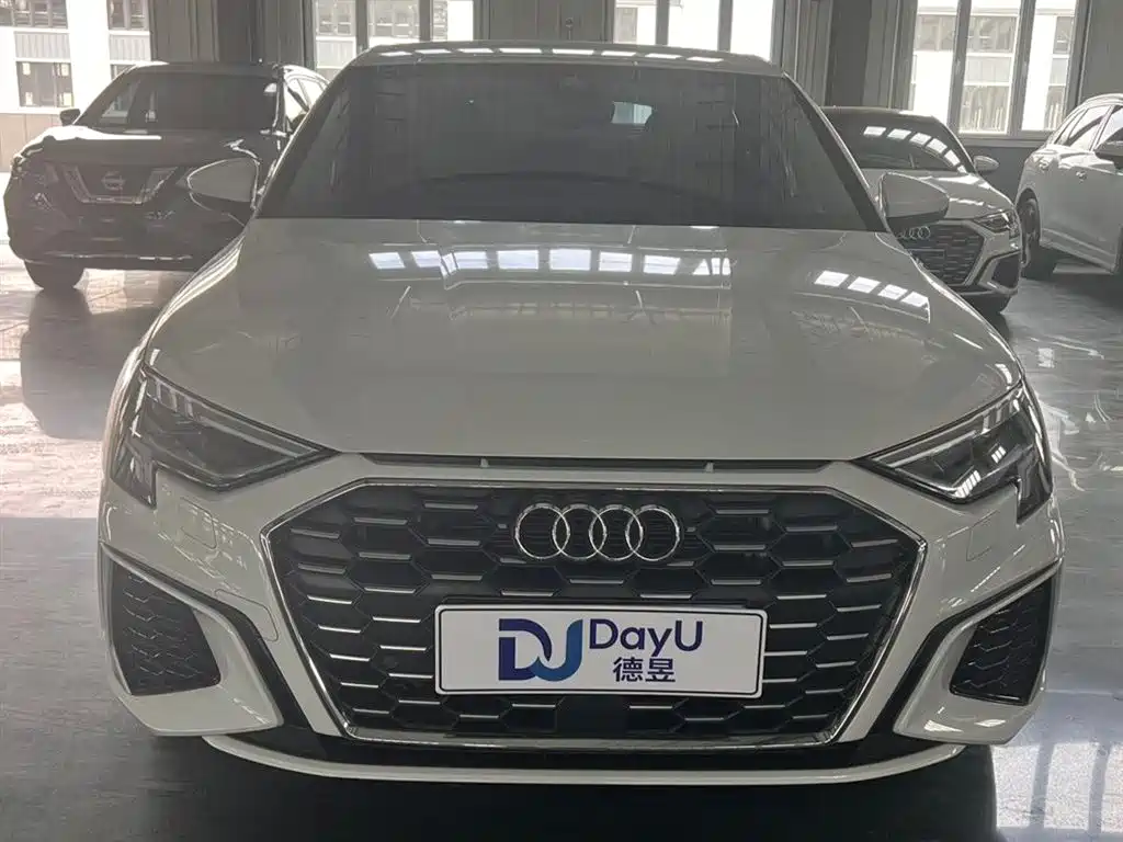 Audi A3 2023 Facelift Sportback 35 TFSI Progressive Sport фото 2