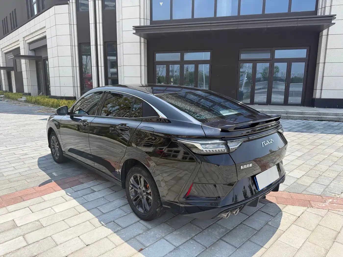 DONGFENG FENGSHEN YI HYUN