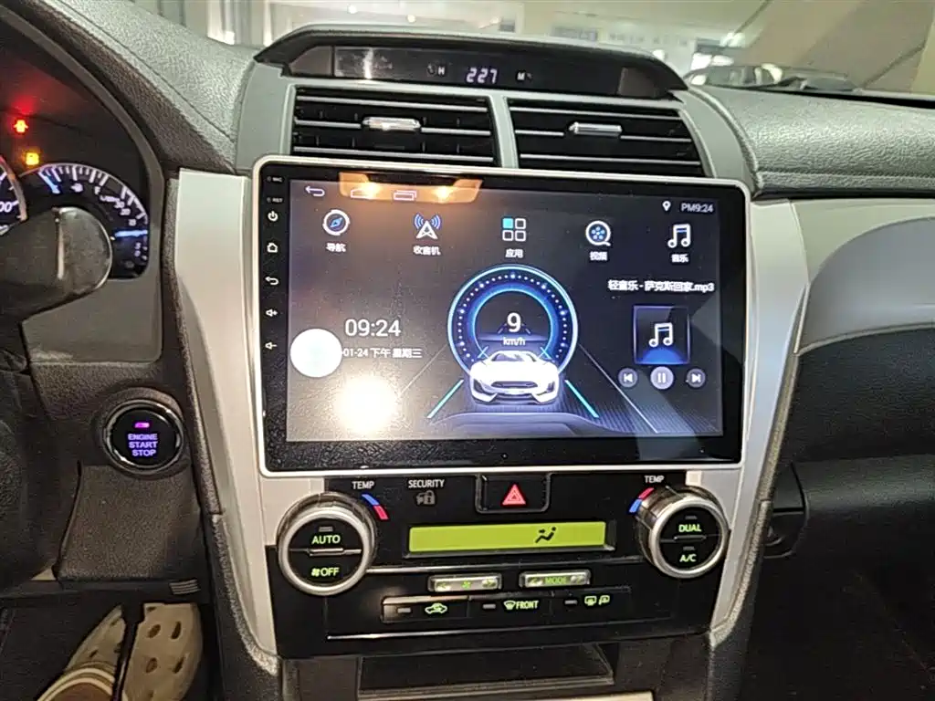 Toyota Camry 2012 Junrui 2.0S Dynamic Edition фото 13