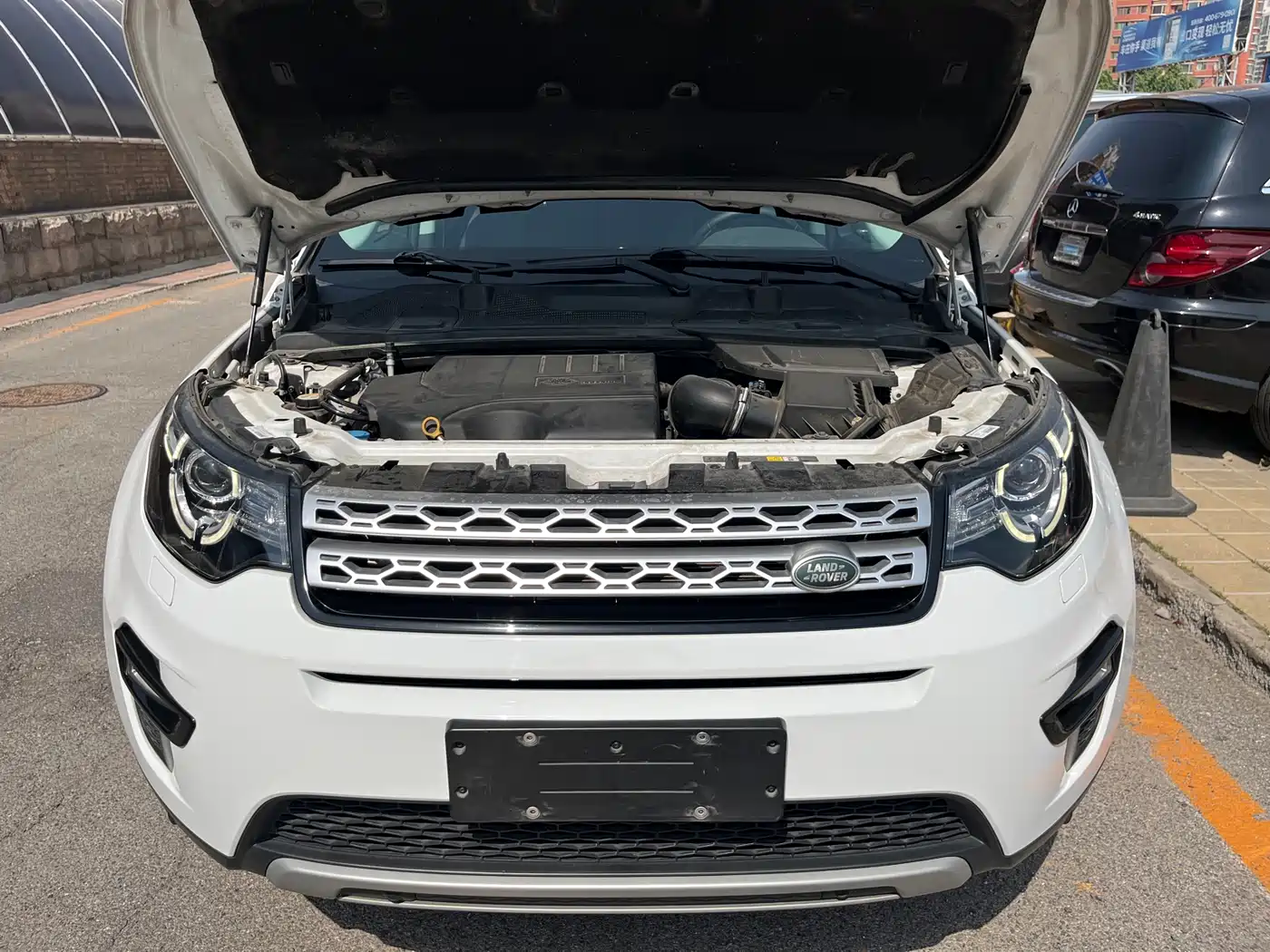 Land Rover Discovery Sport 2018 240PS HSE Edition фото 24