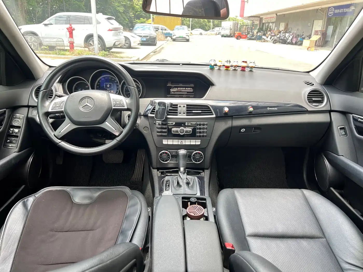 Mercedes-Benz C-Class 2011 C 180K Classic фото 7