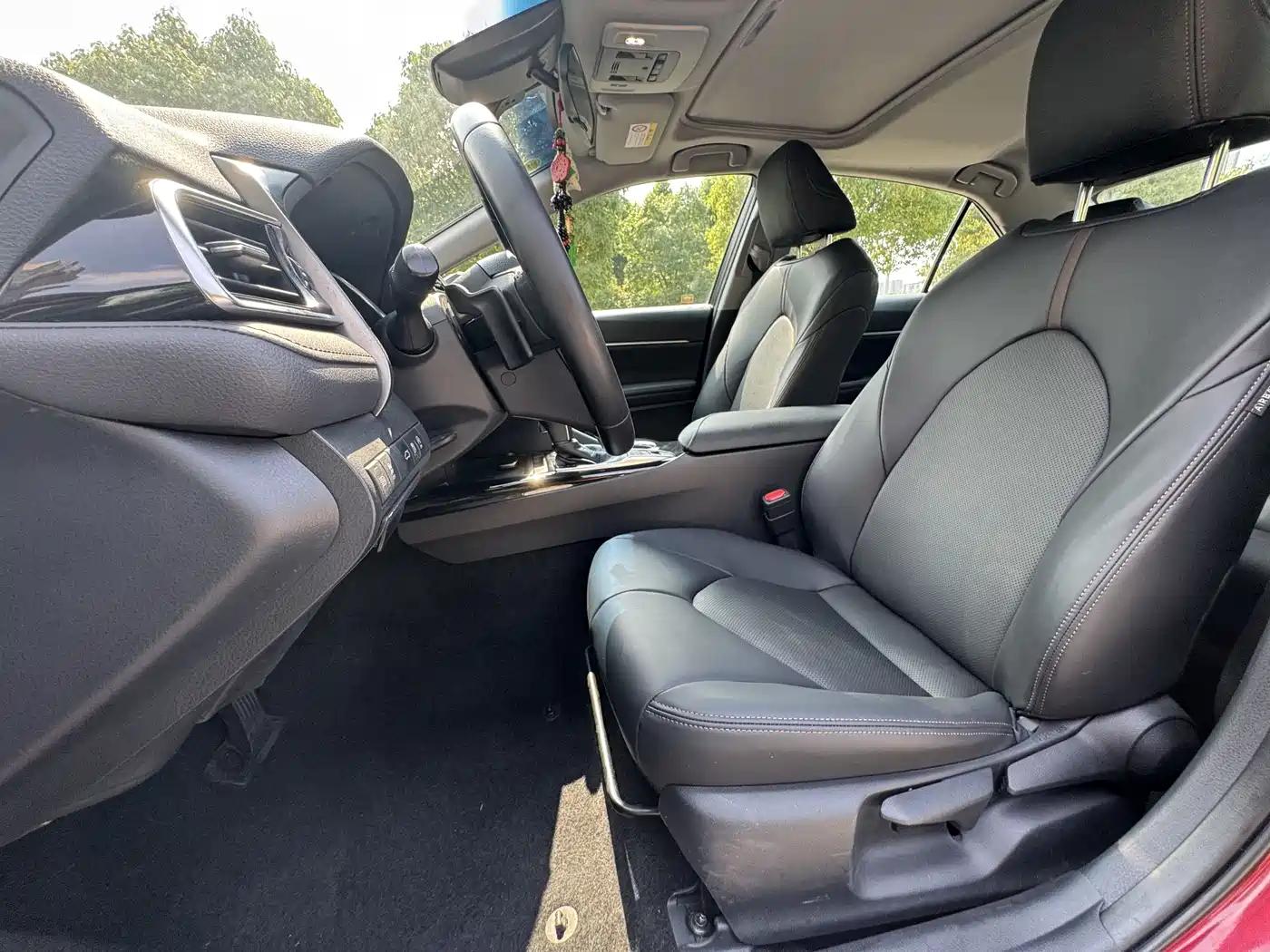 Toyota Camry 2018 2.0S Sport Edition фото 5