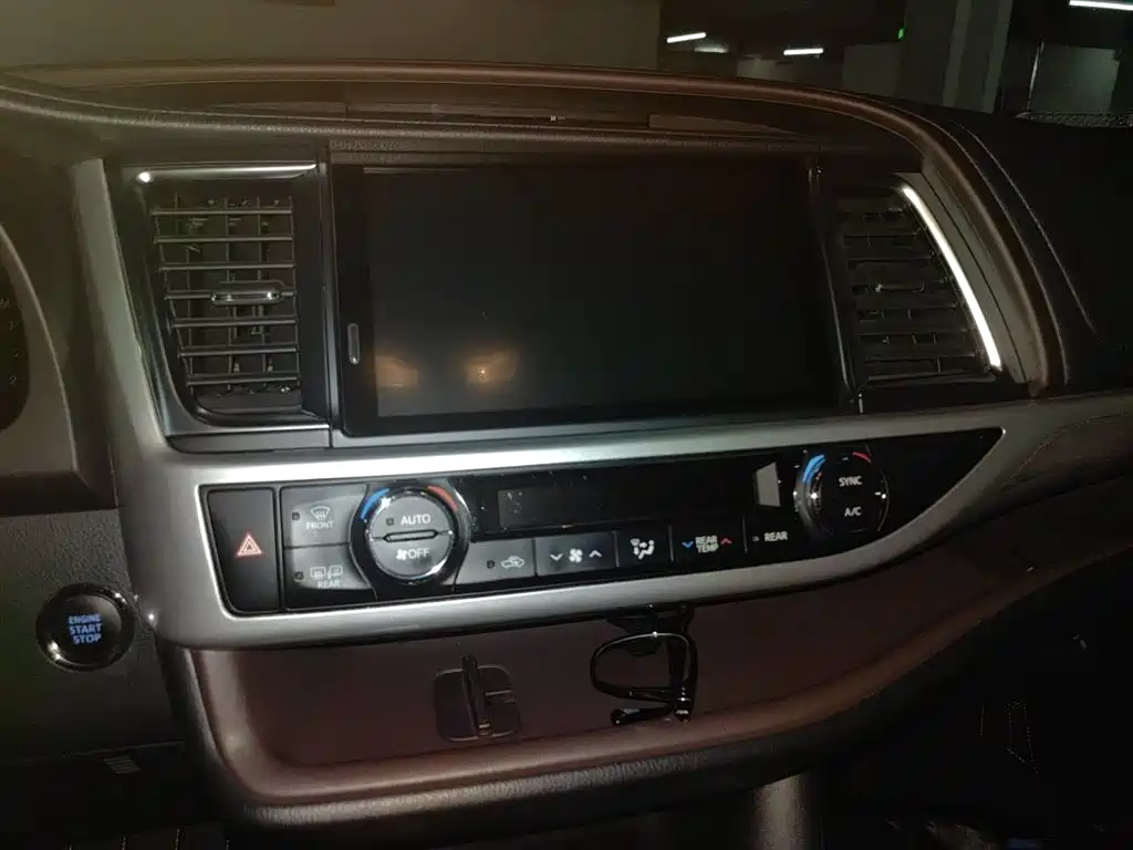 Toyota Highlander 2018 2.0T 4WD Ultimate 7-seater China VI фото 6