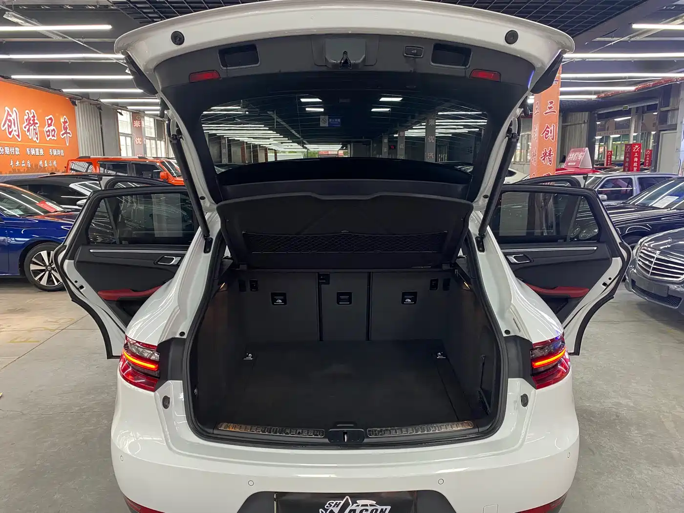 Porsche Macan 2017 Macan 2.0T фото 13