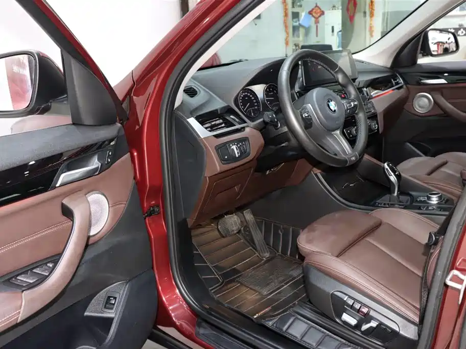 BMW X1 2021 Facelift sDrive25Li Leading фото 8