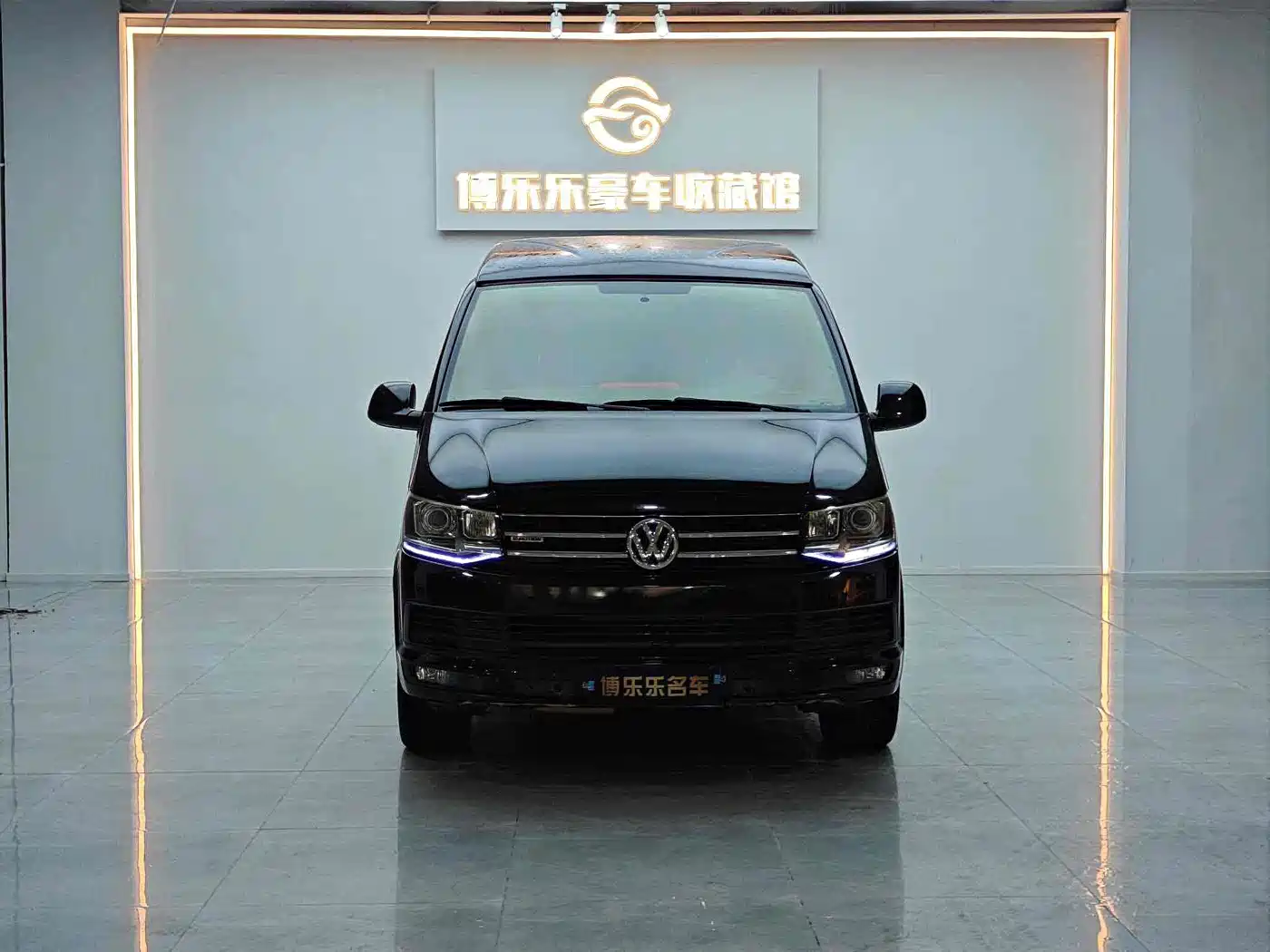 Volkswagen Caravelle 2017 2.0TSI 4WD Comfort 9-Seater фото 2