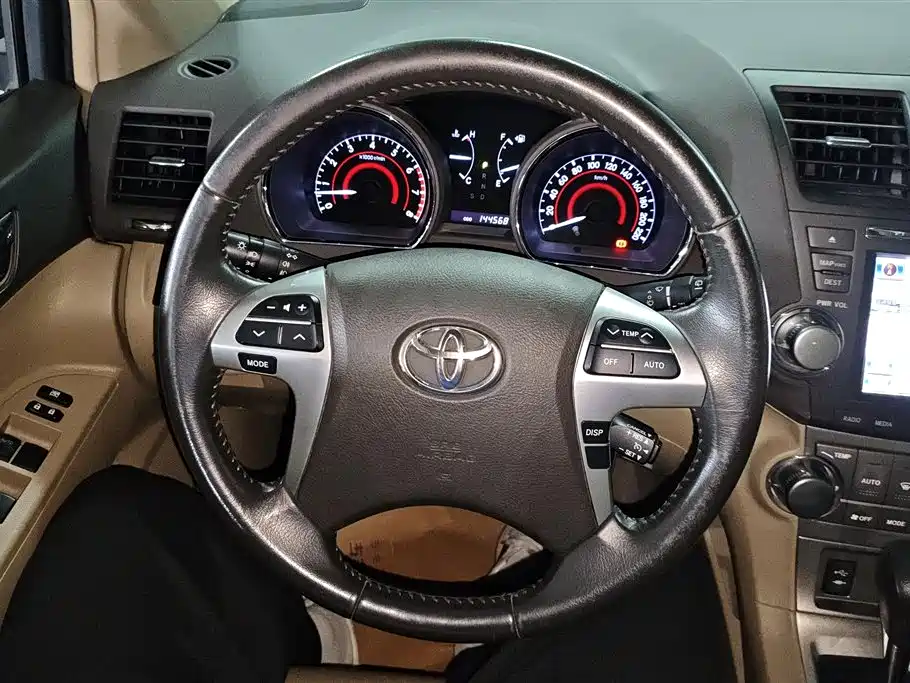 Toyota Highlander 2012 2.7L 2WD 7-Seater Luxury Edition фото 15