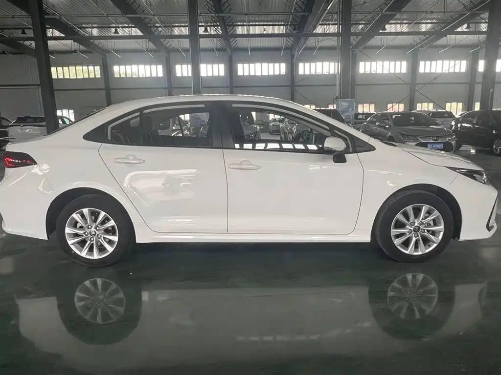 Toyota Corolla 2024 1.2T Elite Edition фото 7