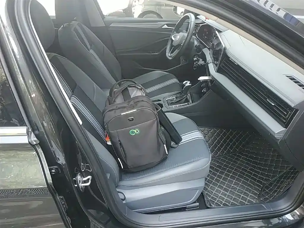 Volkswagen Sagitar 2023 300TSI DSG Leap Edition фото 25