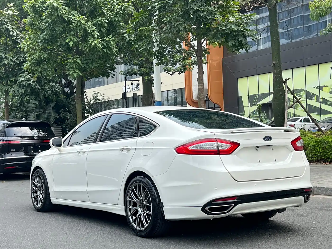 Ford Mondeo 2014 2013 2.0L GTDi200 Fashion