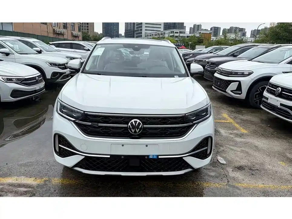 Volkswagen Tayron X 2024 330TSI 2WD Premium High-Performance Edition фото 4