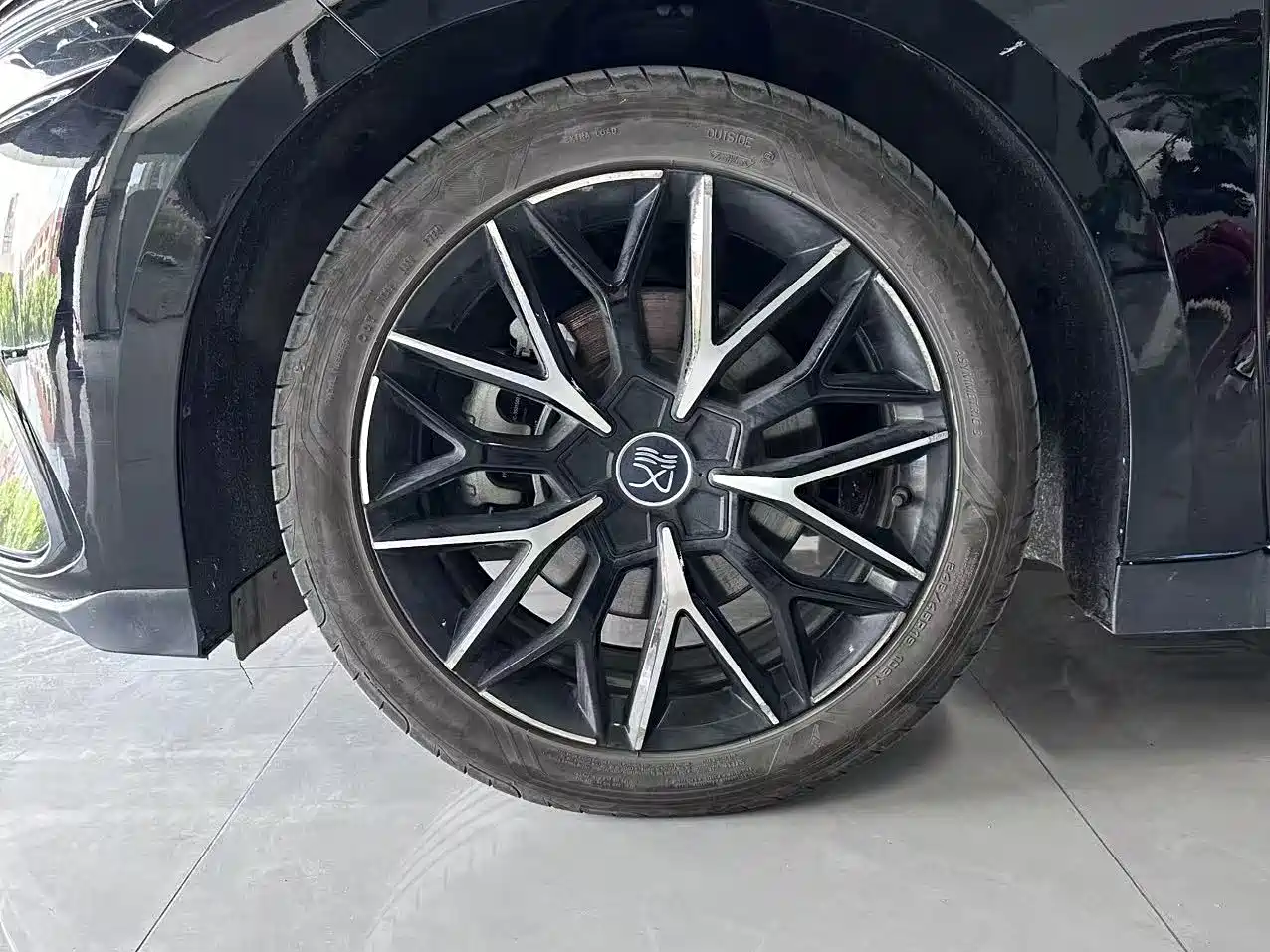 BYD Han 2025 DM-i 125KM Honor фото 6