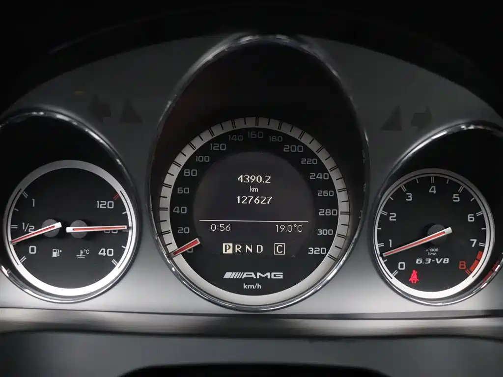 Mercedes-Benz C-Class AMG 2010 AMG C 63 Sport Enhanced Edition фото 23