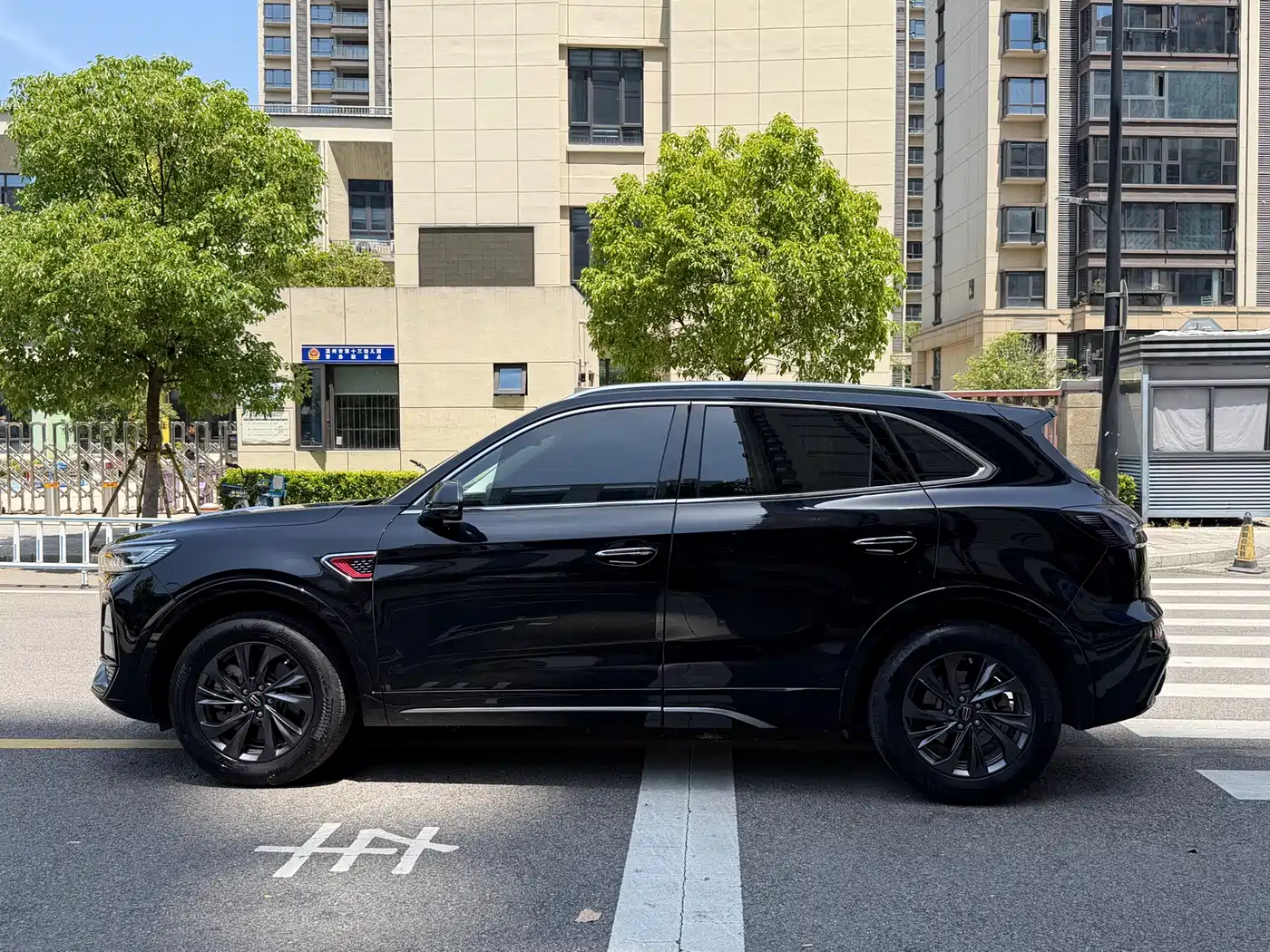 Hongqi HS5 2023 2.0T Flag Enjoy Pro Edition фото 11