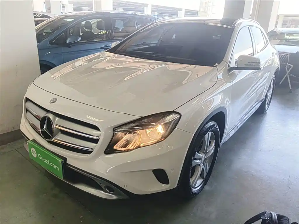 Mercedes-Benz GLA 2016 GLA 200 Dynamic