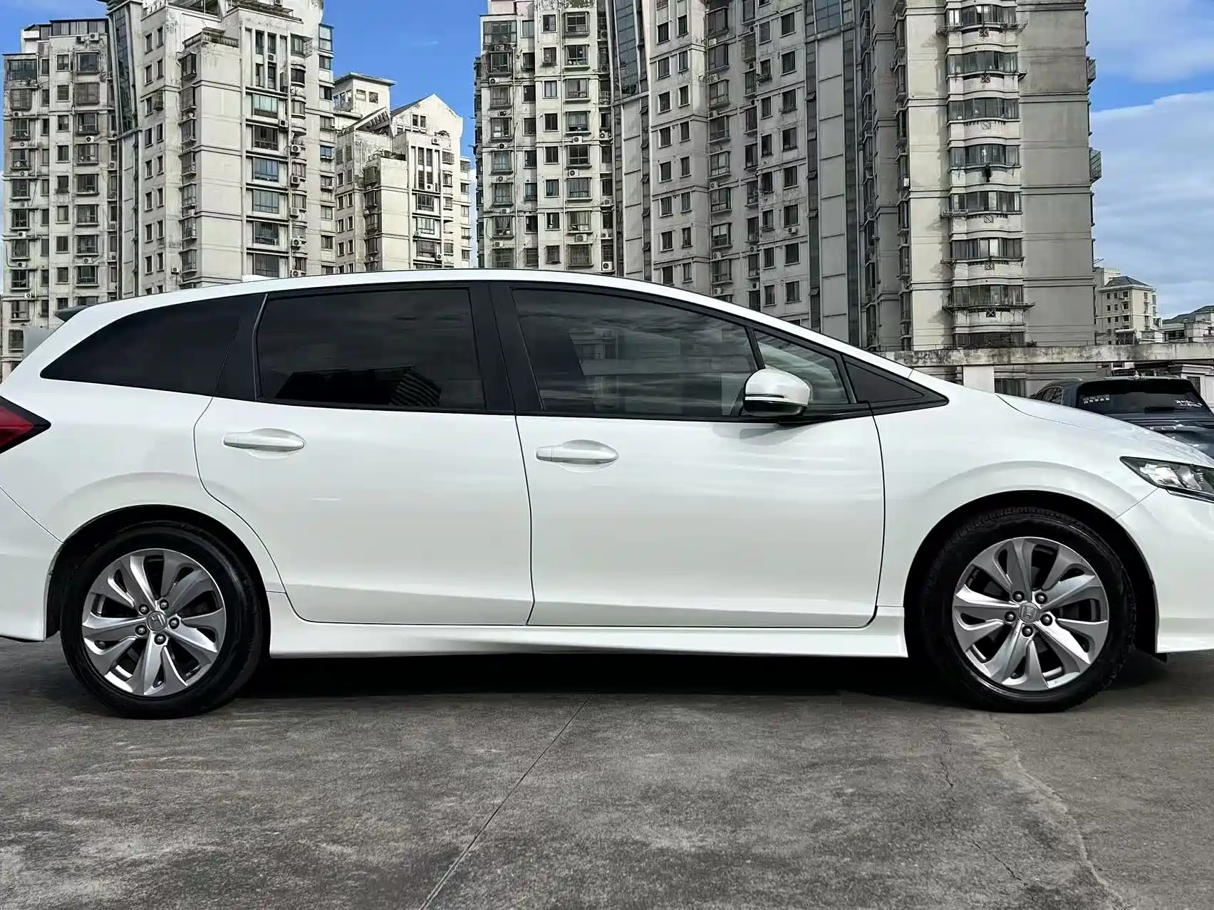 صورة 12 - Honda Jade