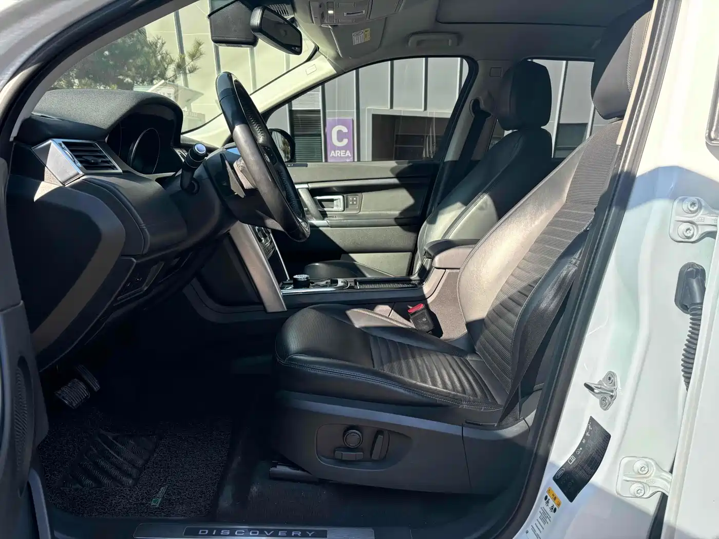 Land Rover Discovery Sport 2019 240PS HSE LUXURY Edition China V фото 9