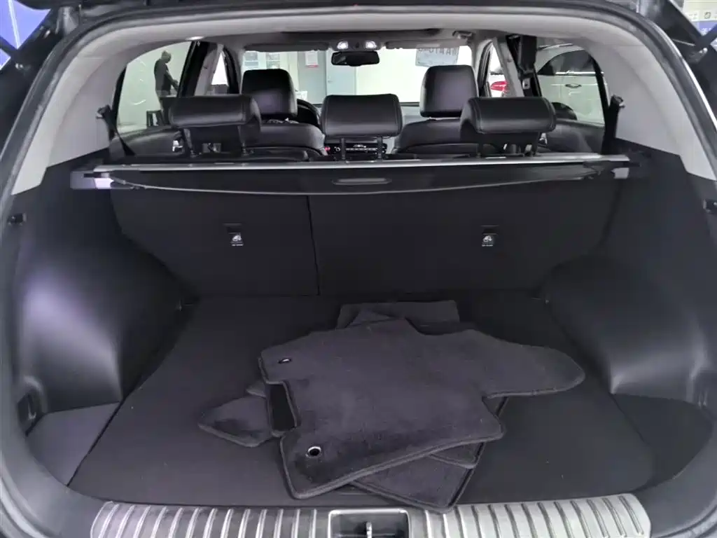 Kia KX5 2016 Model 1.6T Automatic 2WD Premium фото 19