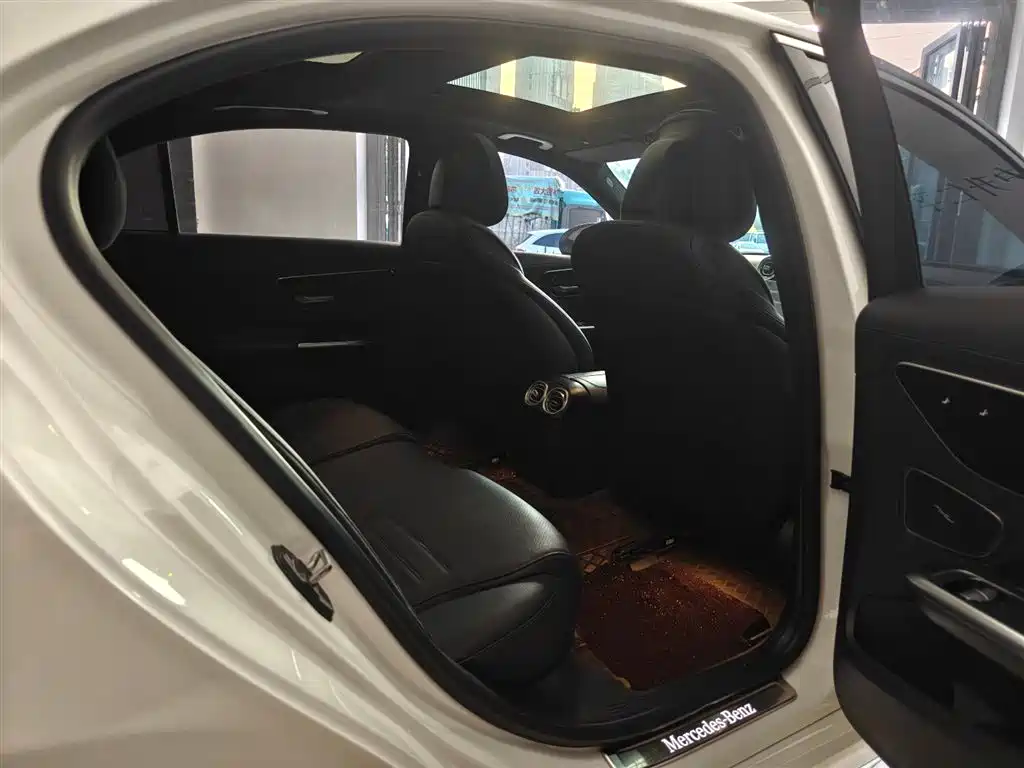 Mercedes-Benz C-Class 2024 C 260 L Sport фото 17