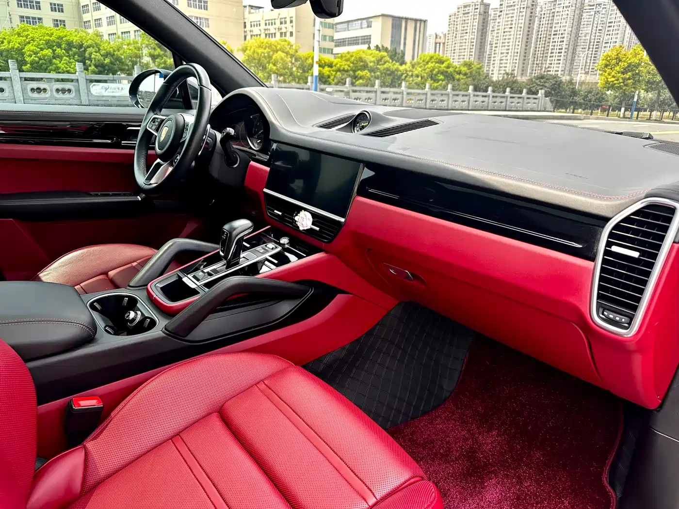 PORSCHE CAYENNE NEW ENERGY