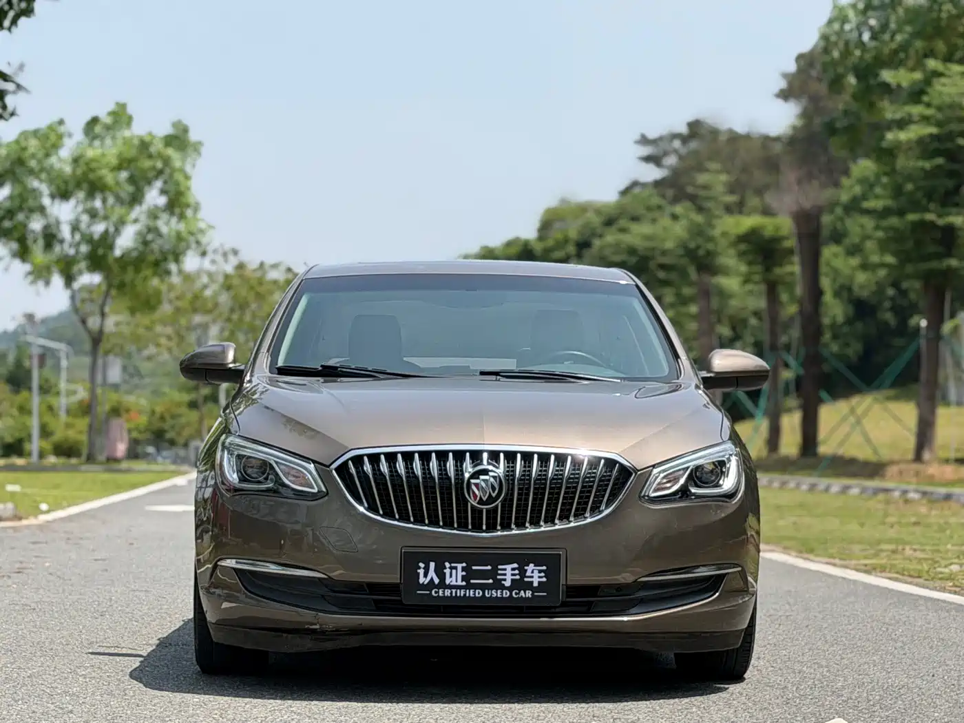 Buick Excelle 2016 15N Automatic Elite фото 2