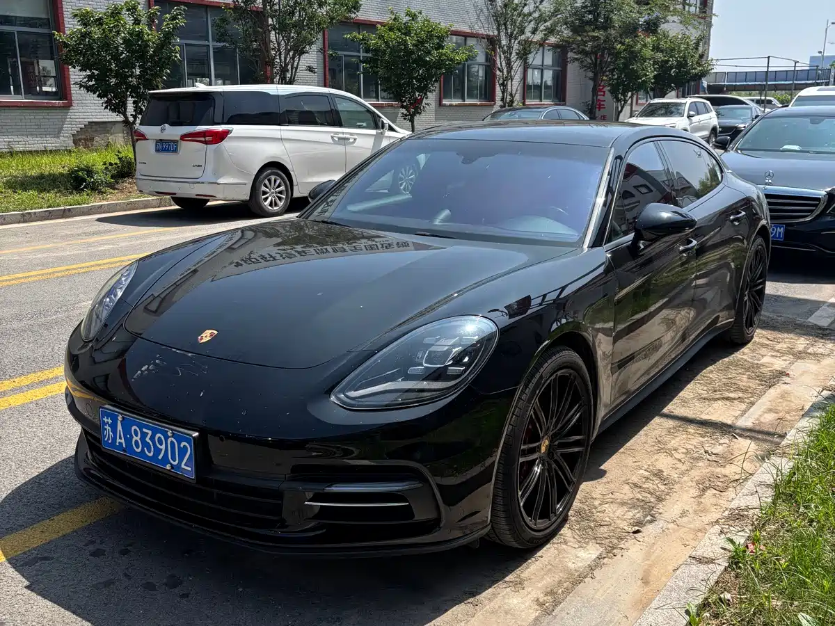 Porsche Panamera 2017 Panamera 4 Executive Long Wheelbase 3.0T