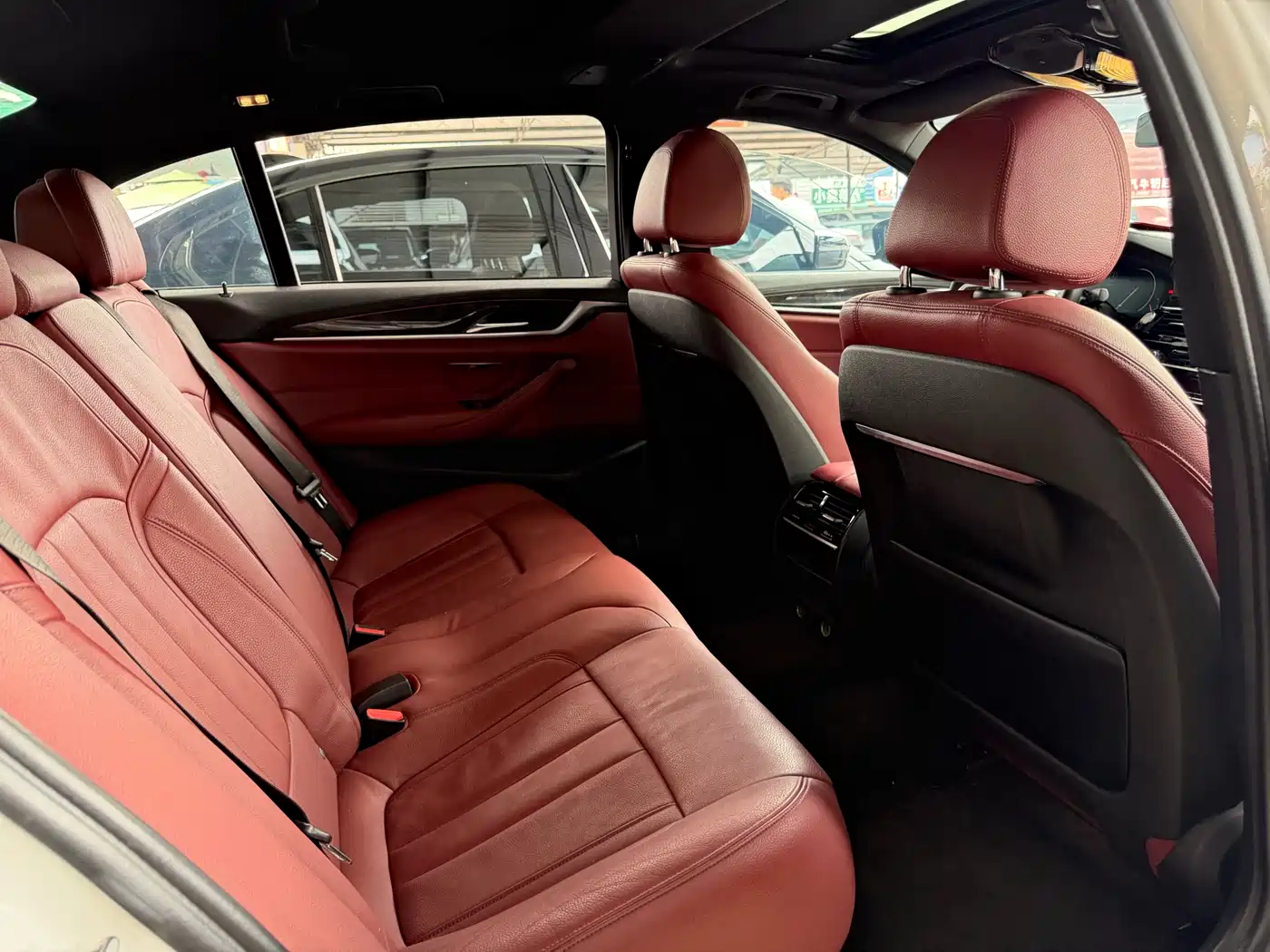 BMW 5 Series 2019 530Li Leading M Sport Package фото 8