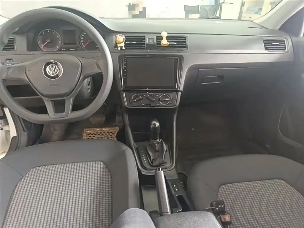 Volkswagen Santana 2017 Gran Santana 1.6L Auto Trendline фото 14