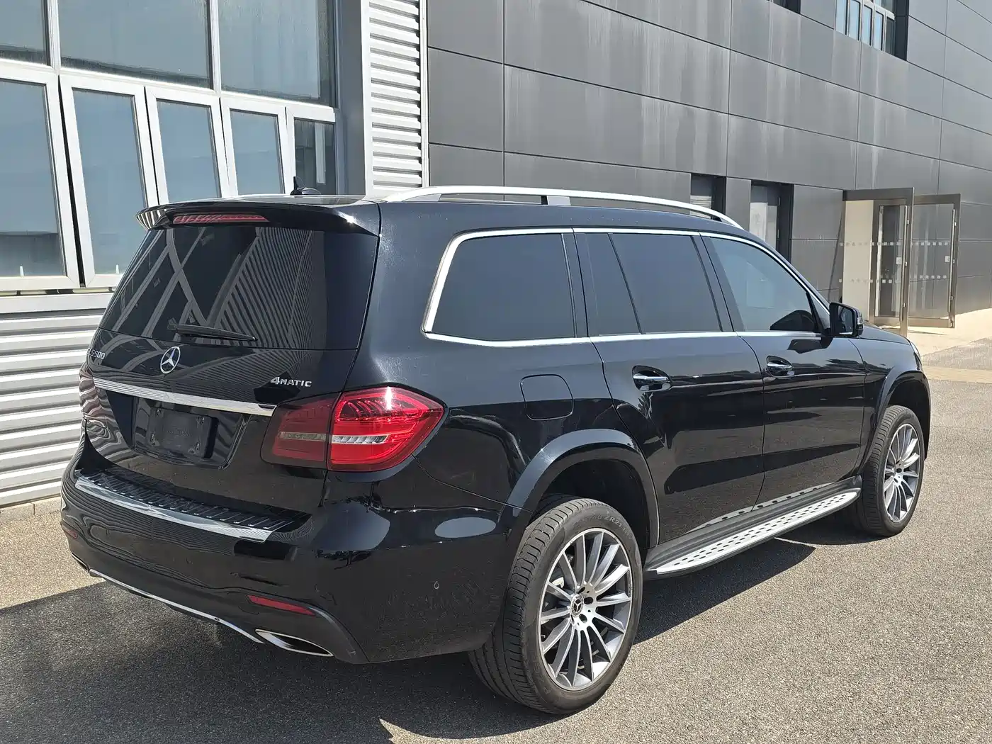 Mercedes-Benz GLS 2018 Facelift GLS 500 4MATIC фото 4